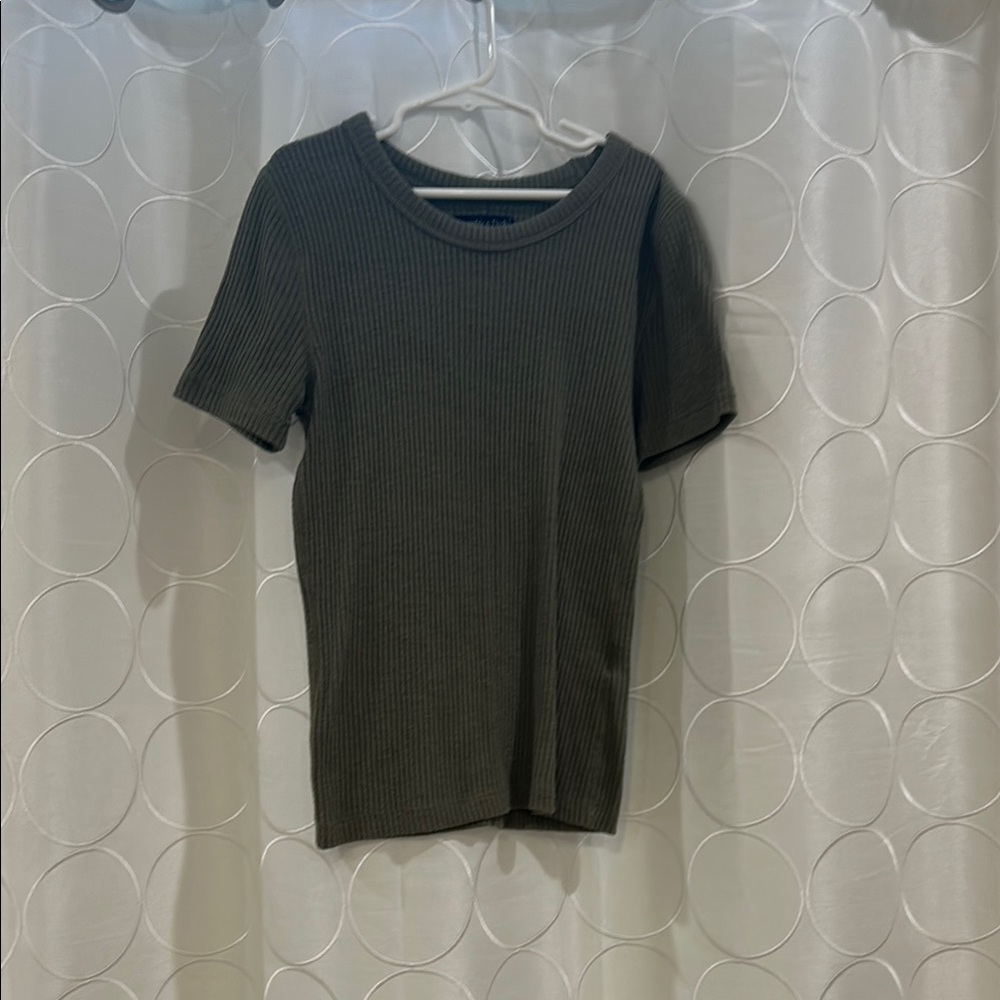 Abercrombie & Fitch Olive Short Sleeve Tee